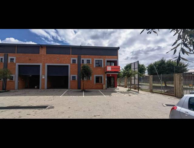 INDUSTRIAL PROPERTY TO RENT IN WALTLOO